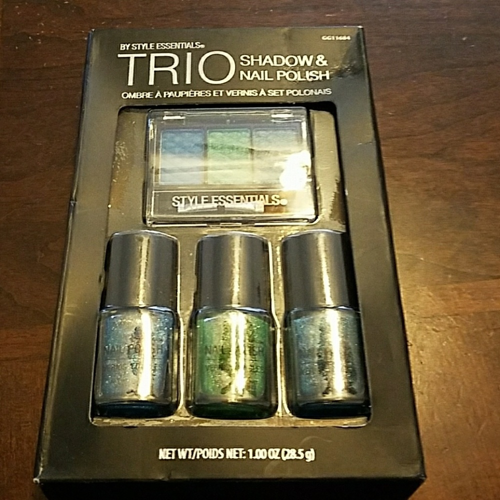Trio Shadow & Nail Polish Set